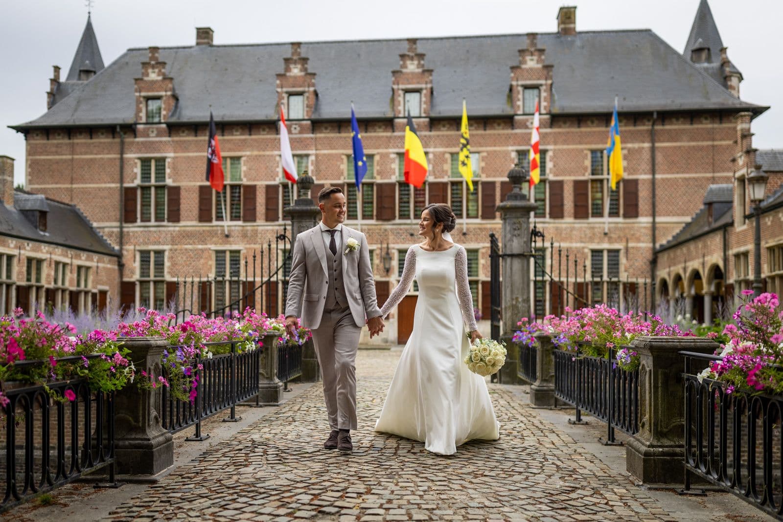 no alt text